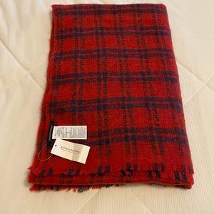 NWT Banana Republic Red Buffalo Plaid blanket scarf